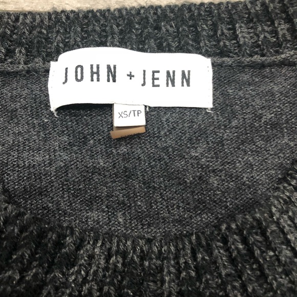 JOHN + JENN grey and black argyle sweater- XS - Picture 3 of 4